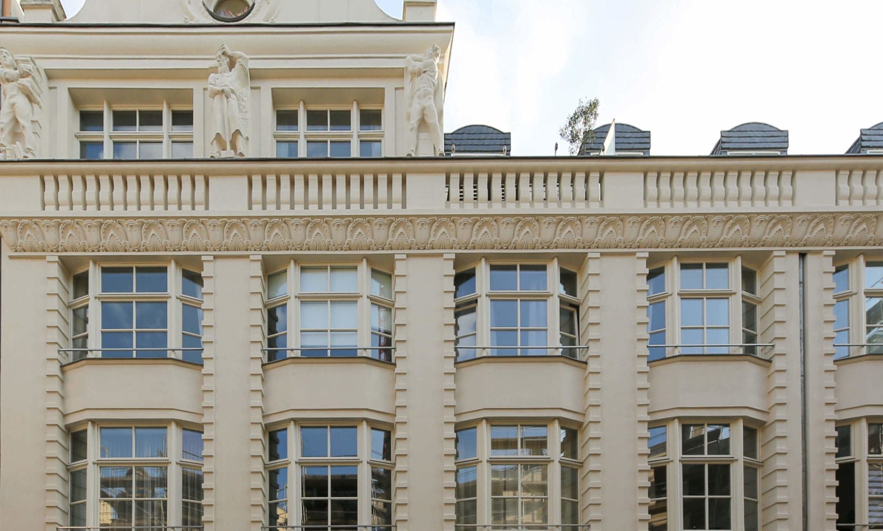 Wir realisieren Immobilienkonzepte mit höchsten qualitativen Ansprüchen in ganz unterschiedlichen Lagen und Städten. Bis 2015 waren wir in Berlin aktiv